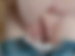 NaughtyBlooms's Live Sex Cam Show