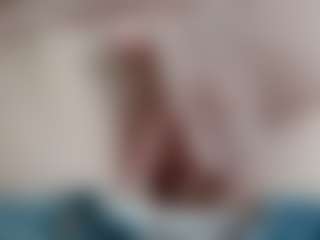 NaughtyBlooms's Live Sex Cam Show