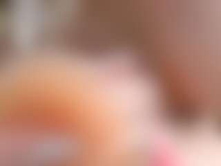 NaughtyBlooms's Live Sex Cam Show