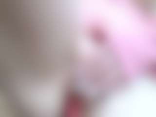 NaughtyBlooms's Live Sex Cam Show
