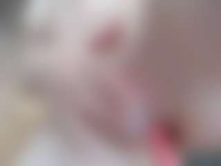 NaughtyBlooms's Live Sex Cam Show