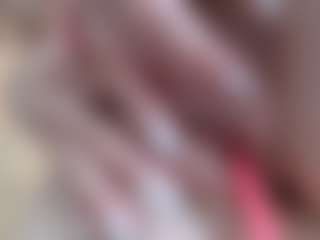 NaughtyBlooms's Live Sex Cam Show
