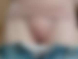 NaughtyBlooms's Live Sex Cam Show