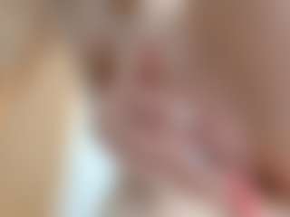 NaughtyBlooms's Live Sex Cam Show