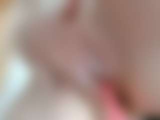 NaughtyBlooms's Live Sex Cam Show