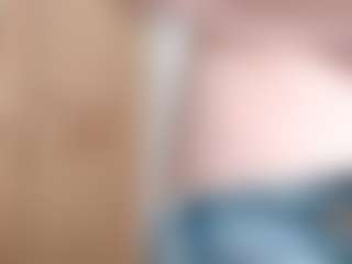 NaughtyBlooms's Live Sex Cam Show