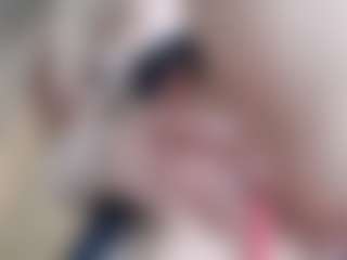 NaughtyBlooms's Live Sex Cam Show