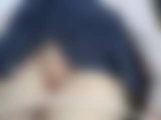 NaughtyBlooms's Live Sex Cam Show