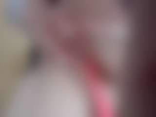 NaughtyBlooms's Live Sex Cam Show