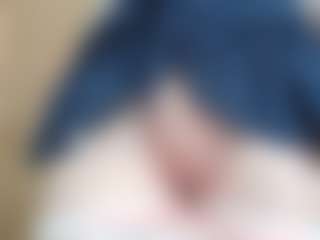 Live cam show with NaughtyBlooms - Blowjob on Camsoda