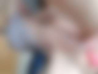 NaughtyBlooms's Live Sex Cam Show