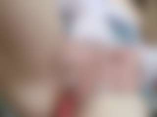 NaughtyBlooms's Live Sex Cam Show