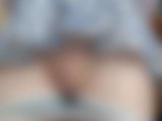 NaughtyBlooms's Live Sex Cam Show