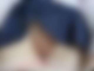 NaughtyBlooms's Live Sex Cam Show