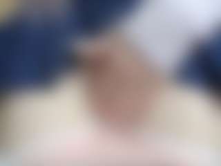 NaughtyBlooms's Live Sex Cam Show