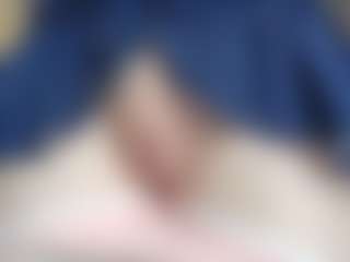NaughtyBlooms's Live Sex Cam Show