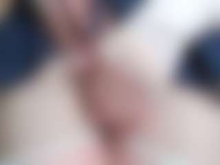 NaughtyBlooms's Live Sex Cam Show
