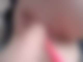 NaughtyBlooms's Live Sex Cam Show