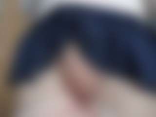 Live cam show with NaughtyBlooms - Brown Eyes Blonde Hair on Fling VIP Chat