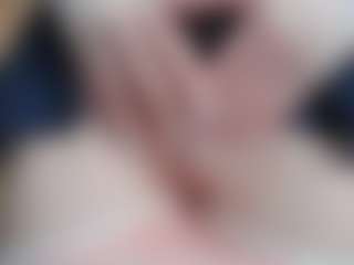 NaughtyBlooms's Live Sex Cam Show