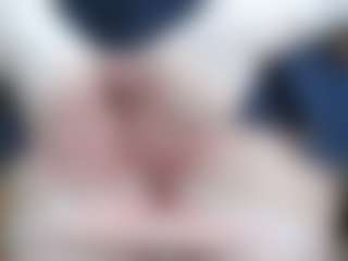NaughtyBlooms's Live Sex Cam Show