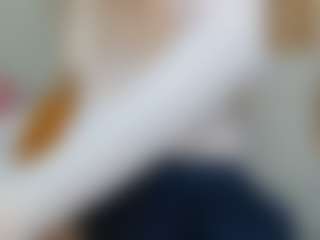 NaughtyBlooms's Live Sex Cam Show