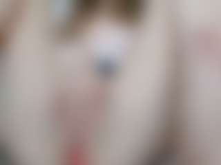 NaughtyBlooms's Live Sex Cam Show