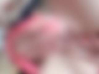 NaughtyBlooms's Live Sex Cam Show