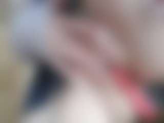Live cam show with NaughtyBlooms - Striptease on crypto-cams