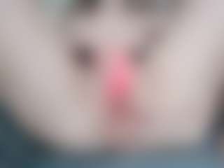 NaughtyBlooms's Live Sex Cam Show
