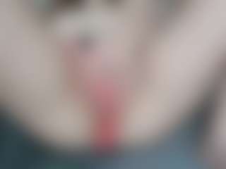 NaughtyBlooms's Live Sex Cam Show