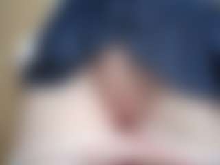 NaughtyBlooms's Live Sex Cam Show