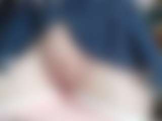 Live cam show with NaughtyBlooms - Small Tits on Camsoda