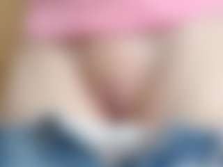 NaughtyBlooms's Live Sex Cam Show