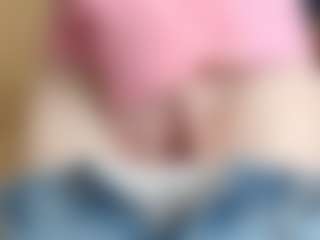 NaughtyBlooms's Live Sex Cam Show