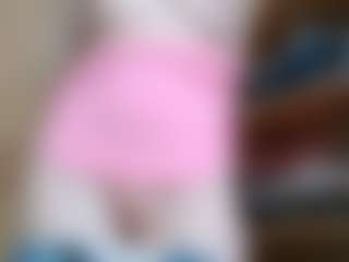 NaughtyBlooms's Live Sex Cam Show