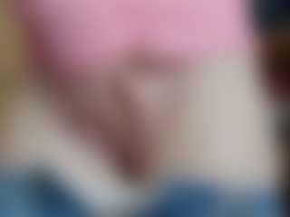 NaughtyBlooms's Live Sex Cam Show