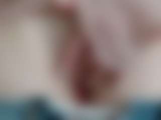 NaughtyBlooms's Live Sex Cam Show