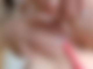 NaughtyBlooms's Live Sex Cam Show