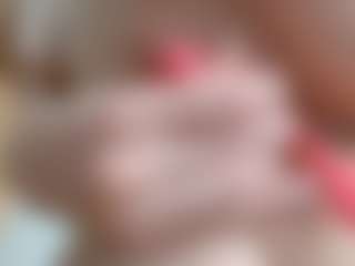 NaughtyBlooms's Live Sex Cam Show