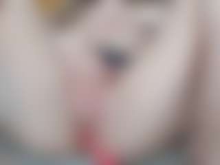 Live cam show with NaughtyBlooms - Big Ass on Cam Slut