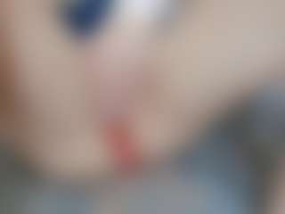 NaughtyBlooms's Live Sex Cam Show