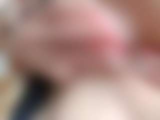 NaughtyBlooms's Live Sex Cam Show