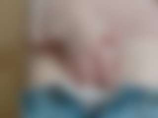 Live cam show with NaughtyBlooms - Blue Eyes on boobsie.com