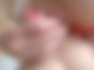 NaughtyBlooms's Live Sex Cam Show