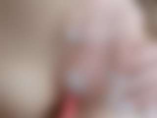 NaughtyBlooms's Live Sex Cam Show
