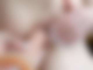 Live cam show with NaughtyBlooms - Pornstar Public on parknlotfishbdy