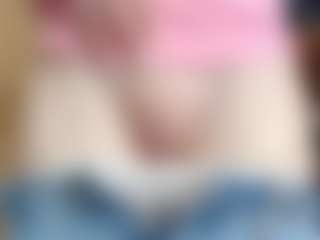 NaughtyBlooms's Live Sex Cam Show