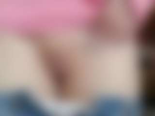 NaughtyBlooms's Live Sex Cam Show