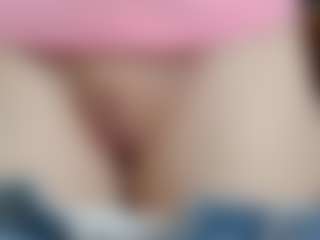 NaughtyBlooms's Live Sex Cam Show